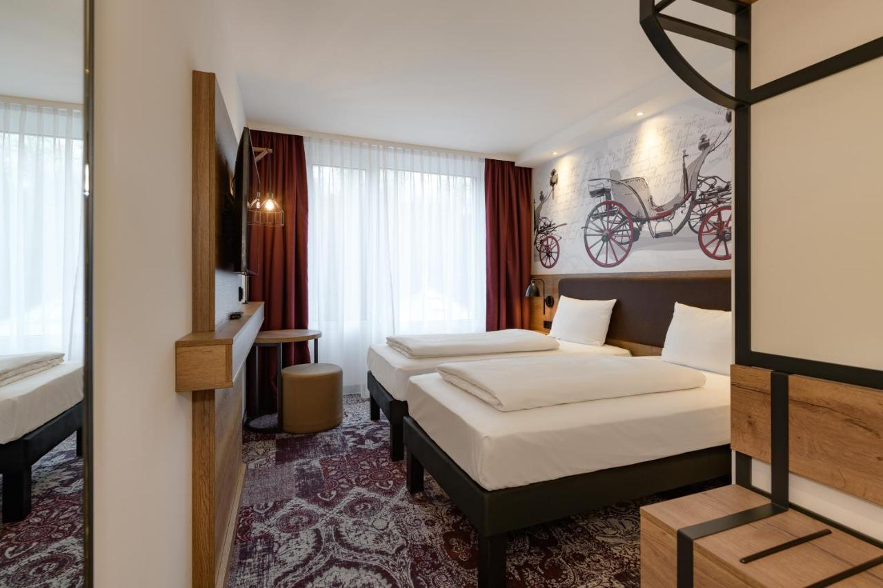 Готель Ibis Styles Кобург Екстер'єр фото