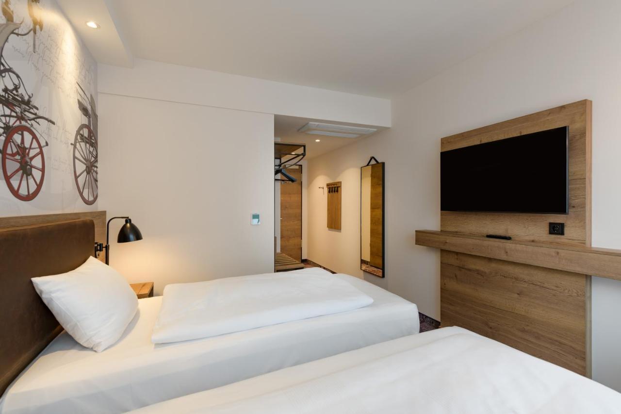 Готель Ibis Styles Кобург Екстер'єр фото