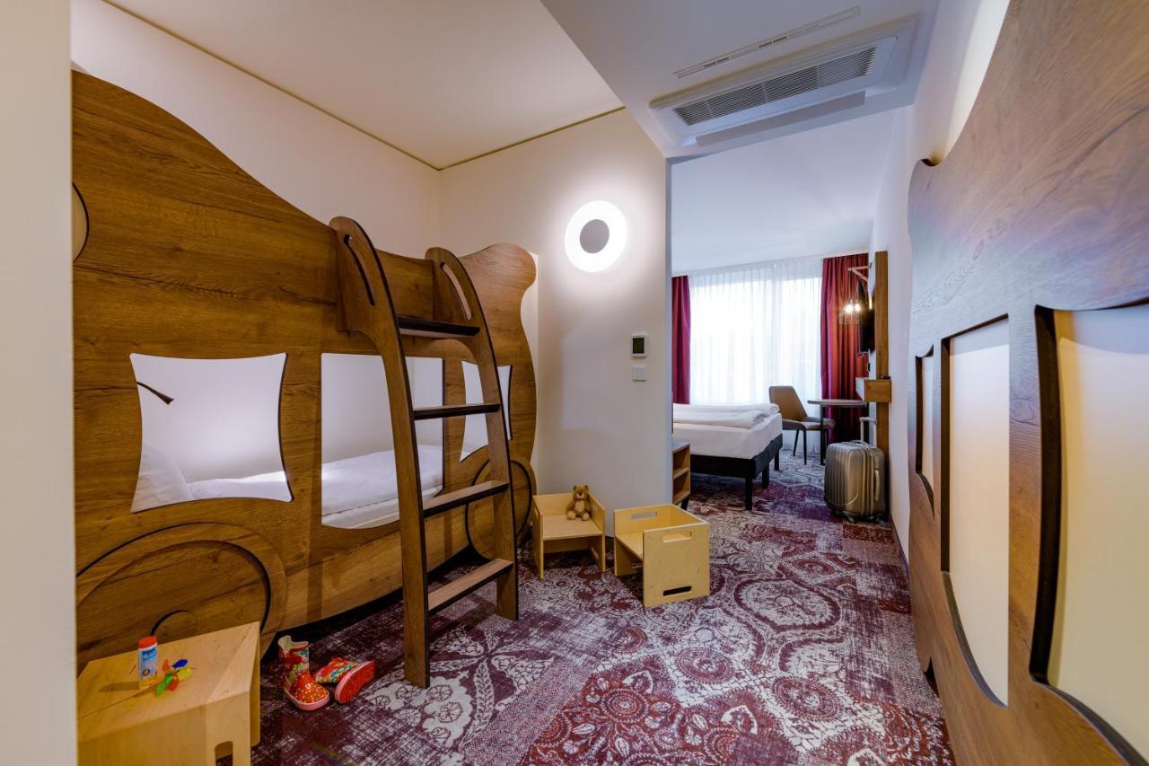 Готель Ibis Styles Кобург Екстер'єр фото