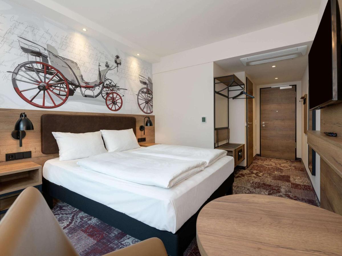 Готель Ibis Styles Кобург Екстер'єр фото