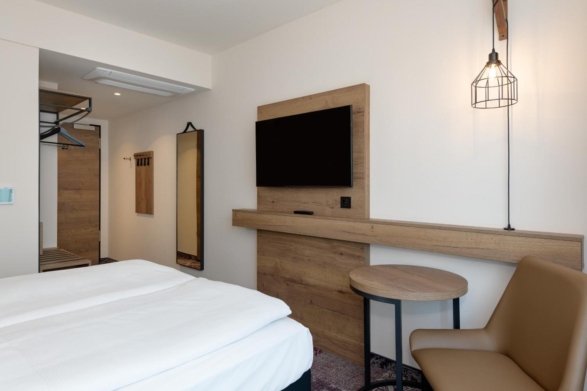 Готель Ibis Styles Кобург Екстер'єр фото